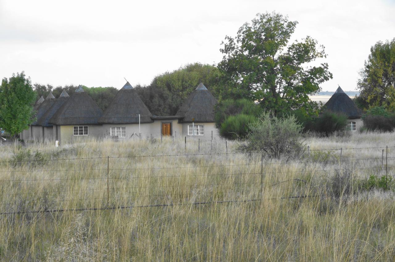 Van Zylsvlei - A Karoo Guest Farm Колсберг Экстерьер фото